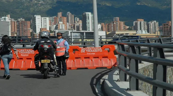 Medellín tendrá cierres viales por los desfiles de Independencia y Silleteritos