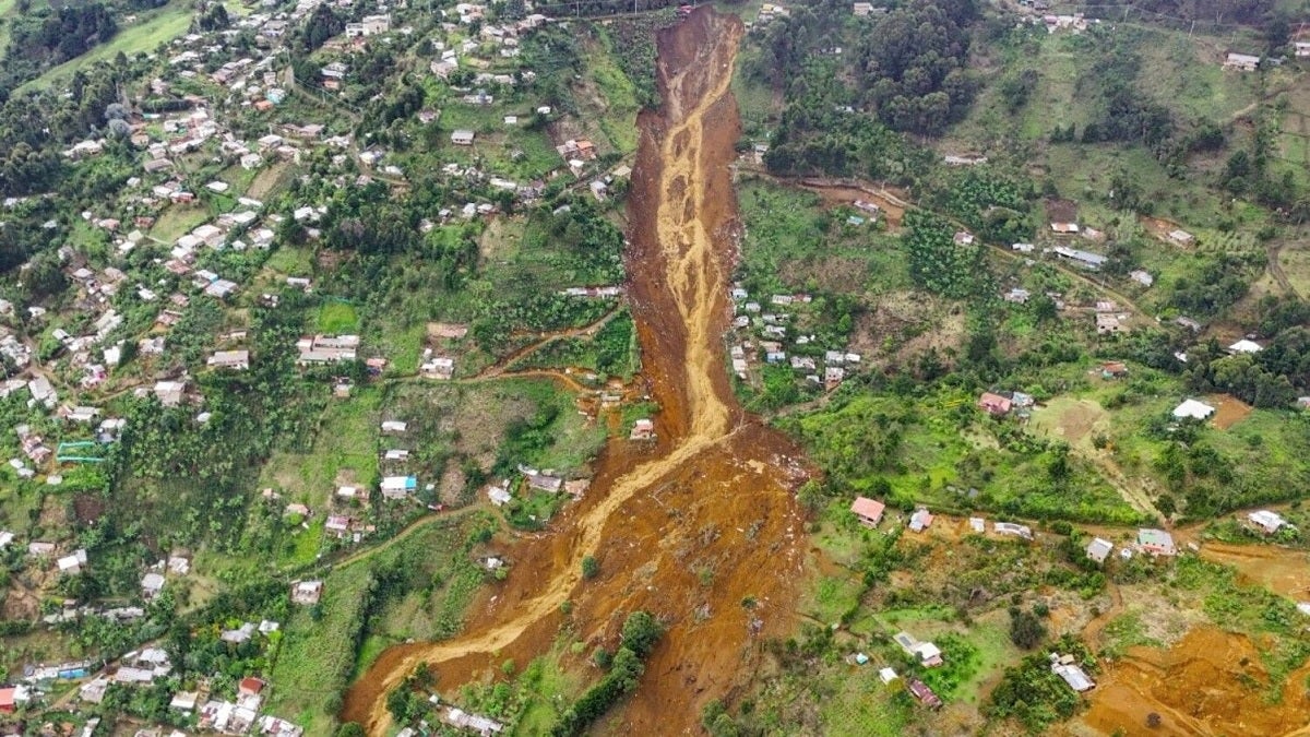 Deslizamiento de tierra en la vereda Granizal de Bello