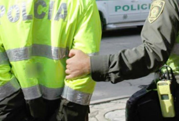 Falsos Policías capturados en Medellín