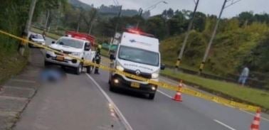 Huecos en la vía Caldas habrían causado muerte de ciclista