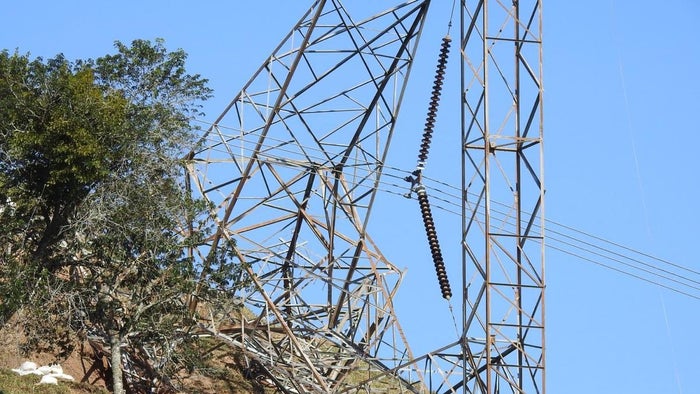 Torre de energía atacada en Antioquia