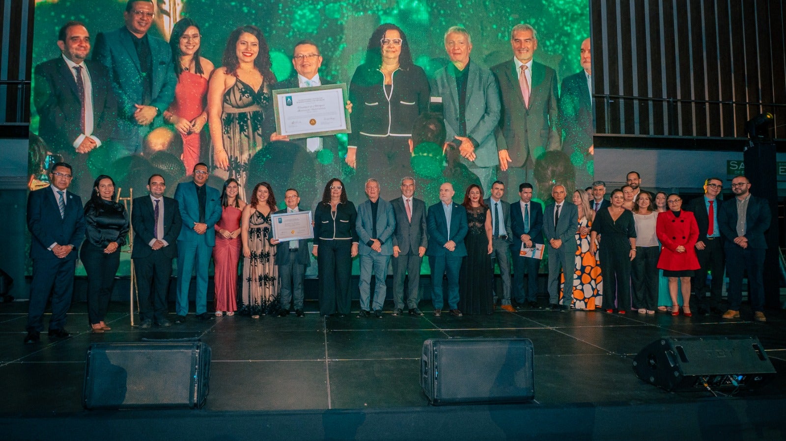 Tecnológico de Antioquia -TdeA- marca hito en la educación pública superior del país al recibir acreditación internacional