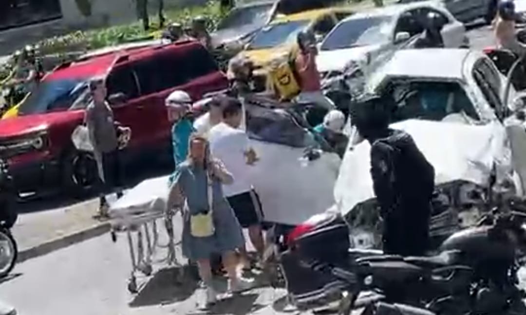 Noticias Medellín: tres heridos en terrible accidente en El Poblado