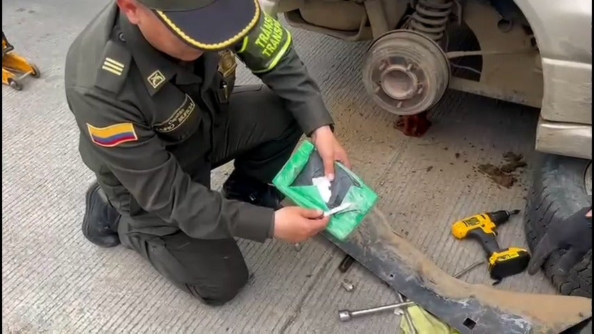 Incautan 91 kilos de cocaína en vía entre Santa Fe de Antioquia y Cañasgordas