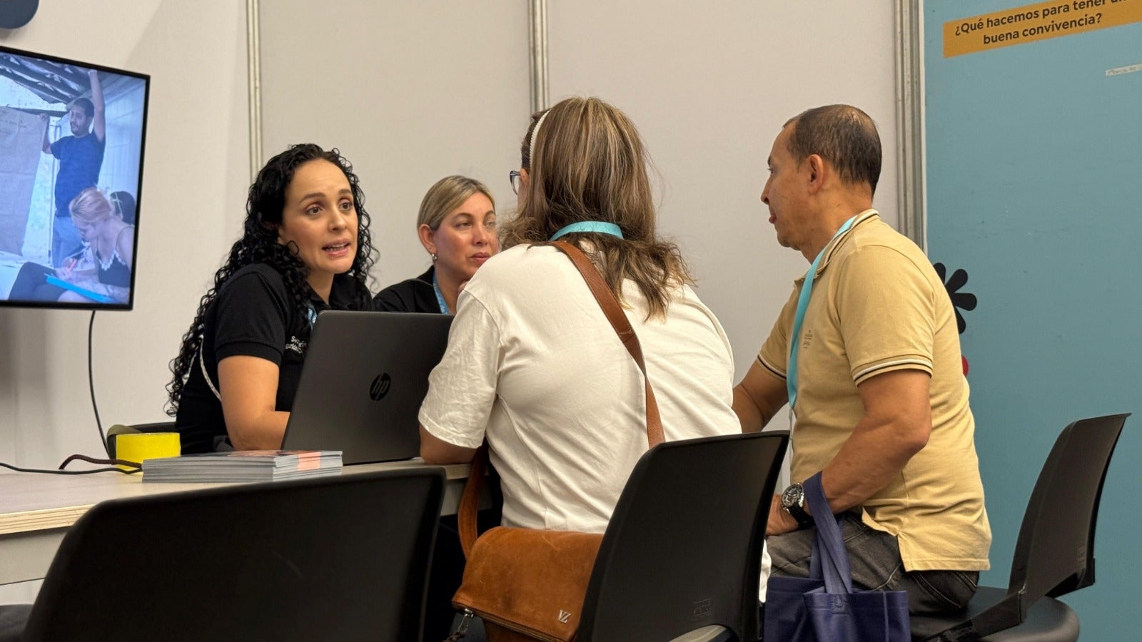 Medellín lidera modelo nacional de ordenamiento del espacio público con diálogo, pedagogía y resultados