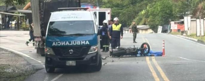 Maniobra de camioneta habría causado choque que dejó a un policía muerto en San Luis