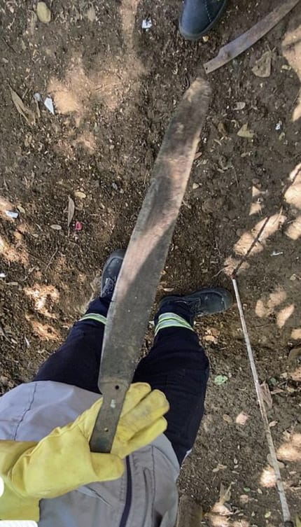 Machetes decomisados a los habitantes de calle en Castilla