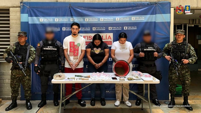 Asegurados por tráfico de estupefacientes en Medellín