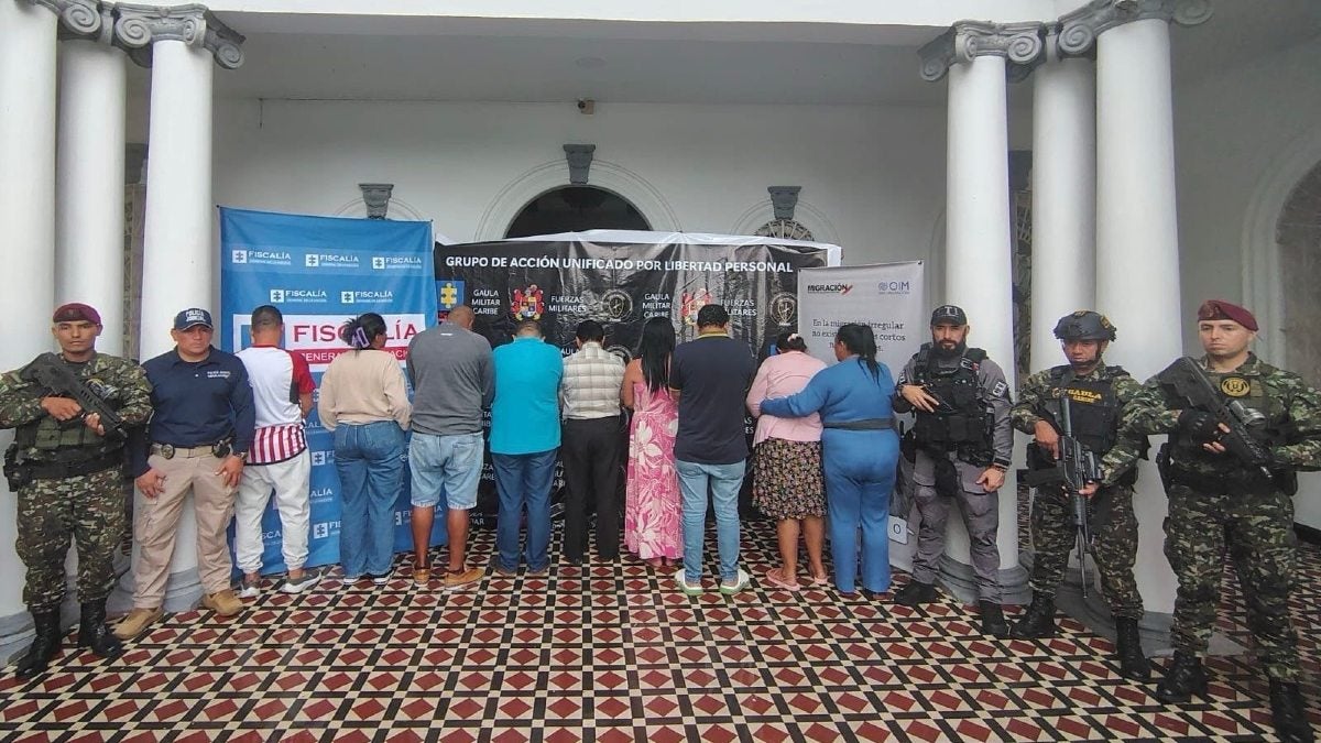 Desarticula red trasnacional dedicada al tráfico de migrantes