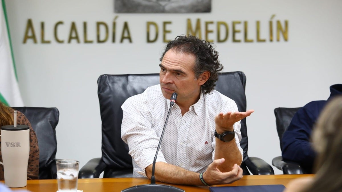 Alcalde de Medellín pide a la justicia proceder ante el desacato del Gobierno Nacional en el pago de deudas a la salud