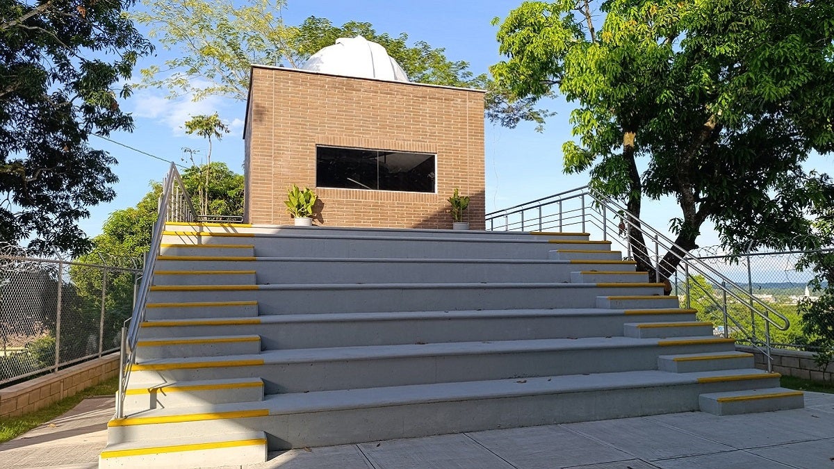 La UdeA estrena observatorio astronómico en Puerto Berrío