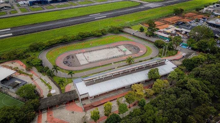 Unidad Deportiva María Luisa Calle