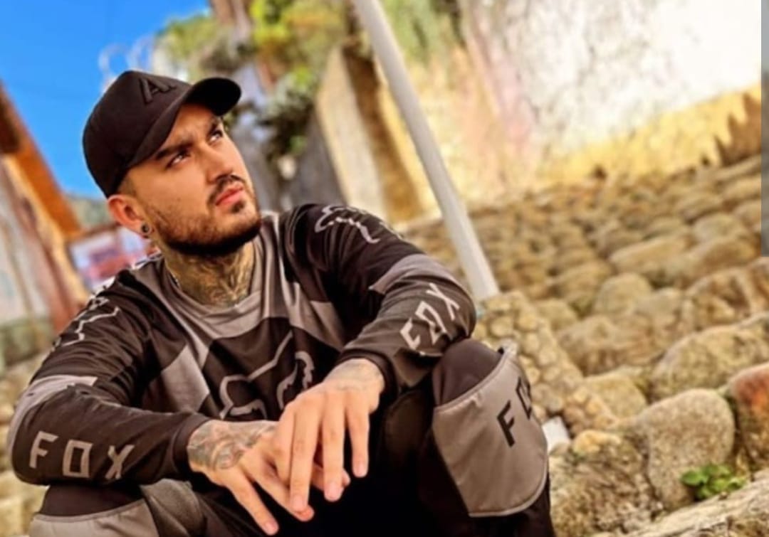 Un joven vive un drama en los EEUU: tiene cáncer