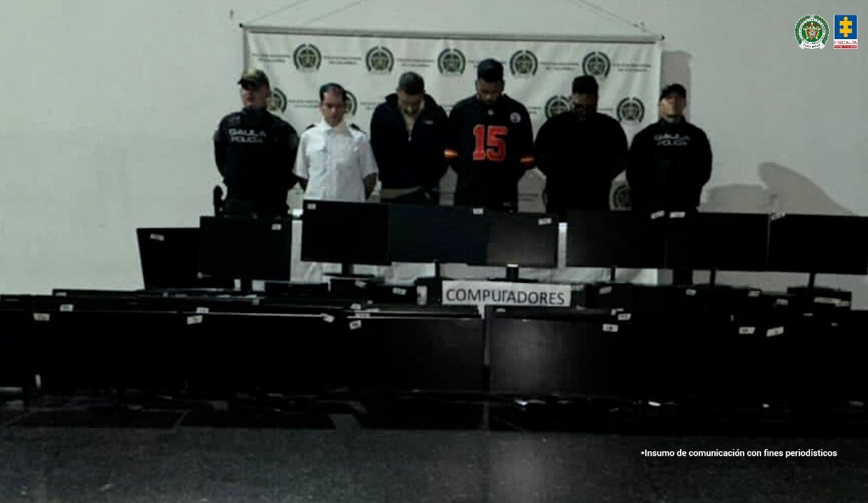 “Si no paga, lo matamos”: joven fue retenido por compañeros de trabajo que extorsionaron a su madre con audios de tortura