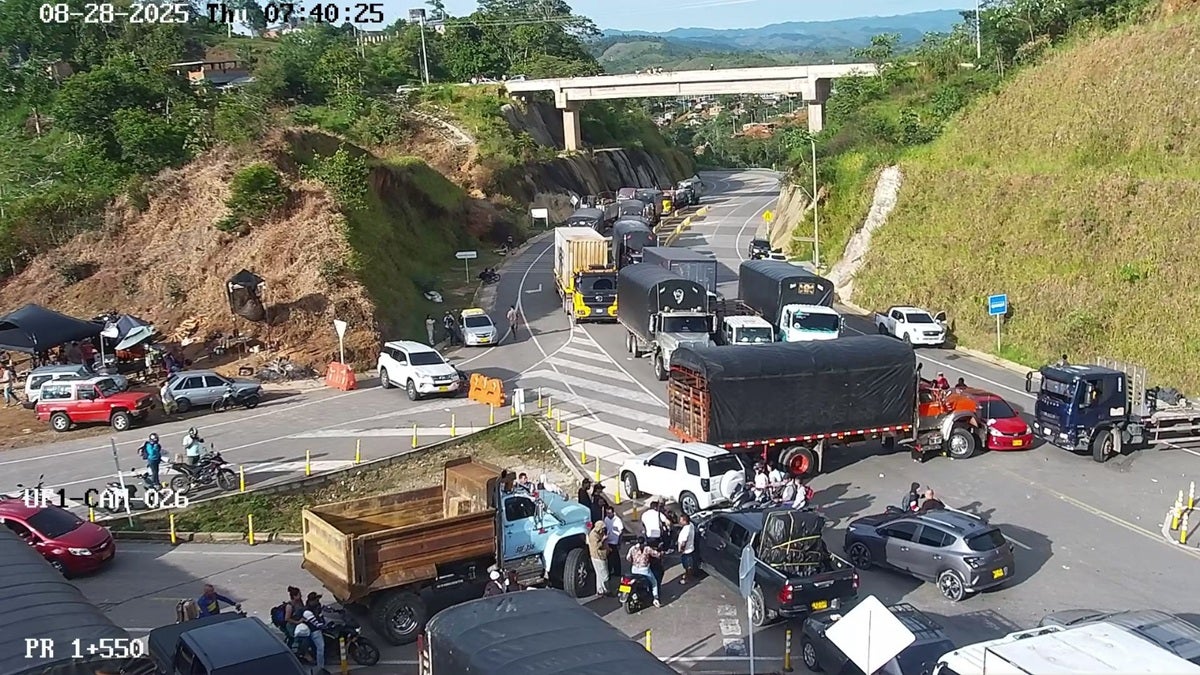 Habitantes de Remedios bloquean las vías del nordeste antioqueño
