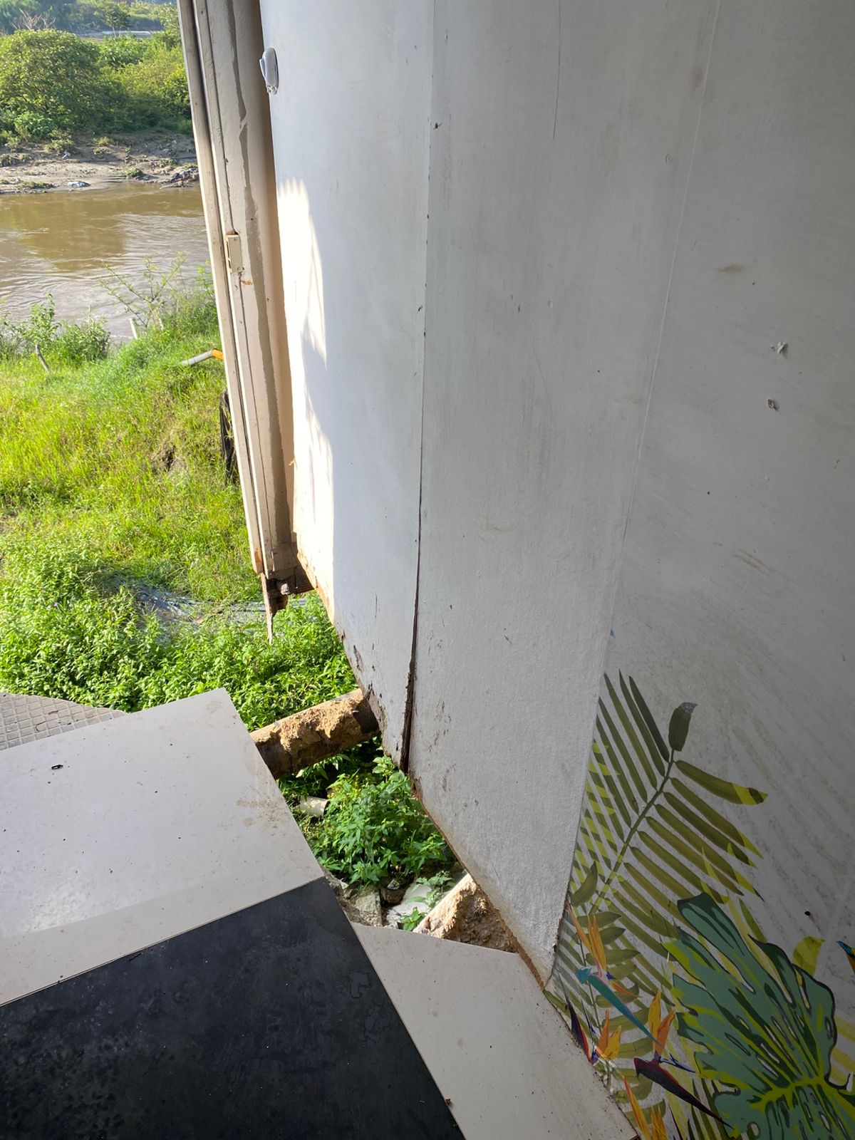 [FOTOS] Las casas en el aire de Barbosa: 15 propietarios no encuentran una respuesta de la alcaldía frente a una posible tragedia