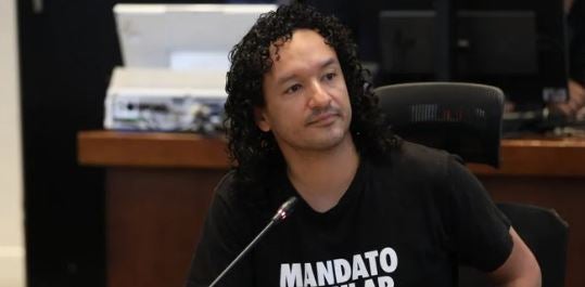 La UNP retira chaleco antibalas a concejal en Medellín pese a las amenazas