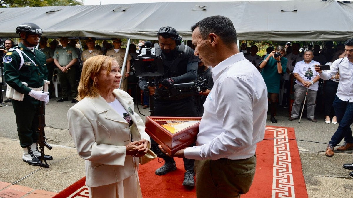 Ceremonia de perdón del Estado en Medellín