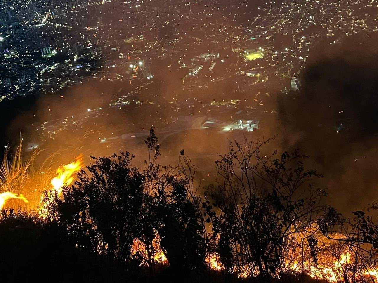 Incendio forestal en Medellín