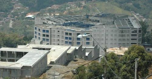 Crisis en El Pedregal: denuncian cortes de agua y luz tras protestas por comida podrida