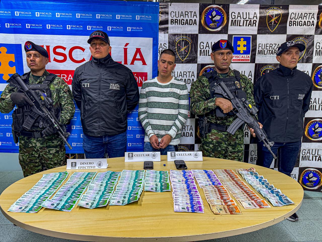 Cayó en Medellín “Chorizo”, temido alias del Frente 36 de las disidencias: operador de rentas ilegales por $20.000 millones
