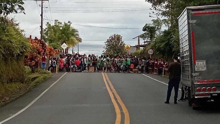 Bloqueo indígena vía Medellín Urabá
