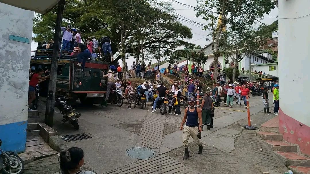 Desplazamiento masivo en Briceño