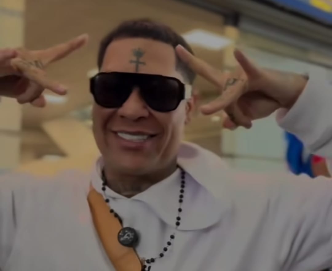 Las dos versiones del escándalo del cantante Almighty en Medellín