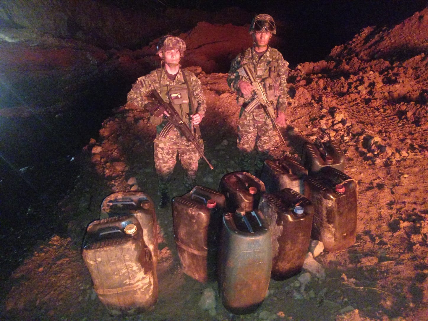 [FOTOS] Destruyen maquinaria de $800 millones del Clan del Golfo que extraía más de 11 kilos de oro mensual en Antioquia