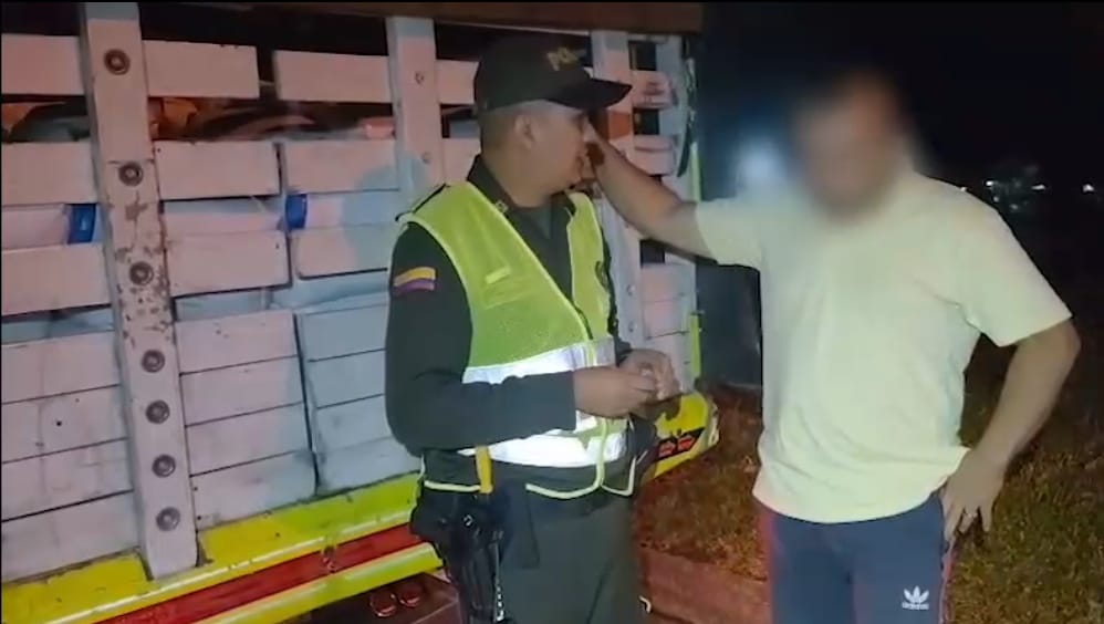 Conductor llevaba 30 paquetes de marihuana en Caldas