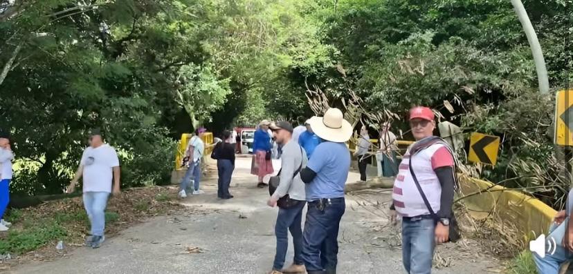 Cierre total en Remedios: Habitantes bloquean la troncal por la no entrega de la vía 4g, aplazada por observaciones técnicas