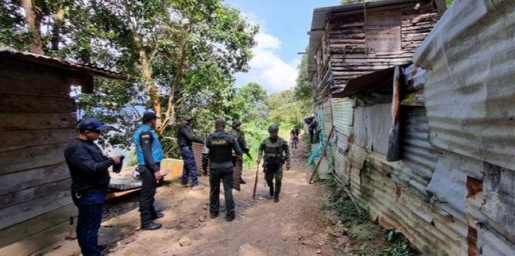 Buriticá: Incautan 14 túneles del Clan del Golfo que generaban $3 billones de pesos anuales por minería ilegal