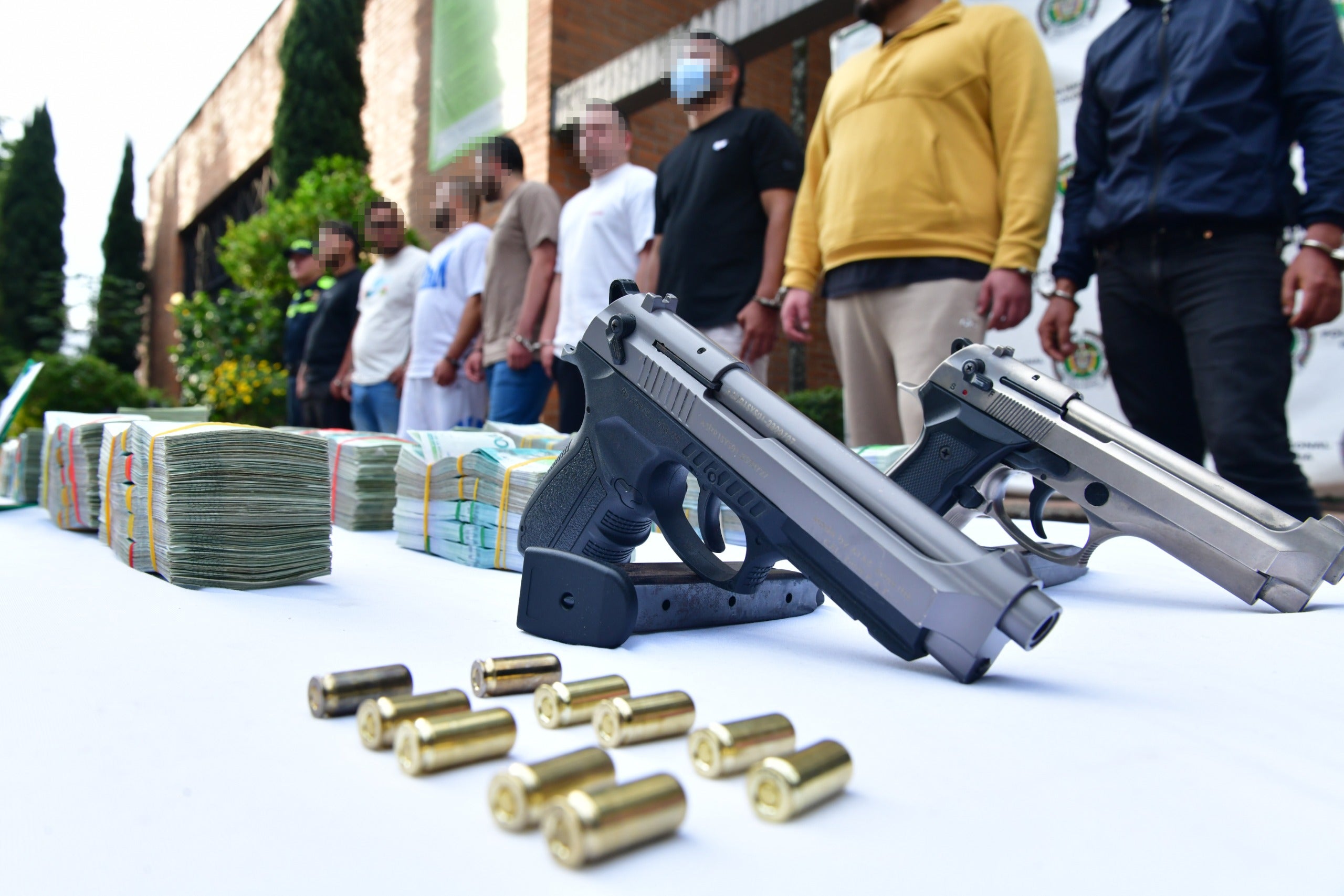 Desarticulan red transnacional en Antioquia: estafaron $72.000 millones en 10 países con falsas inversiones