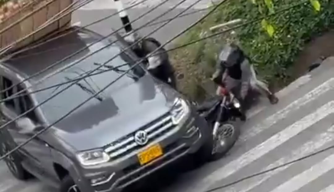 Fleteros en el barrio Cabañas en Bello