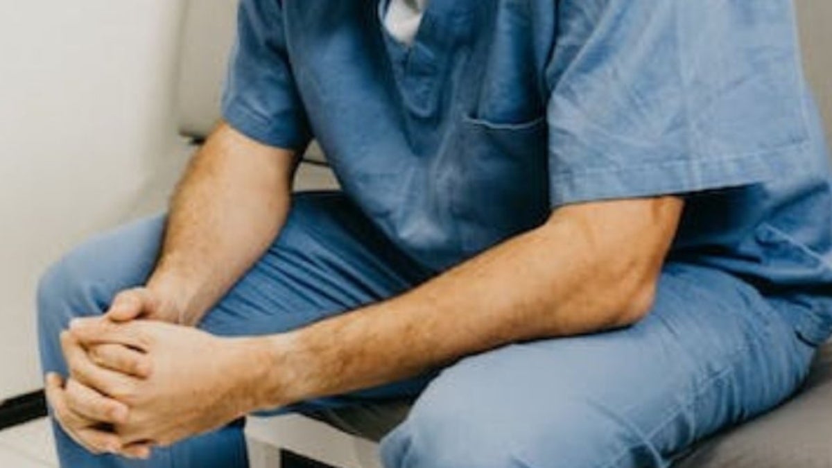 Enfermero habría cometido acceso carnal violento