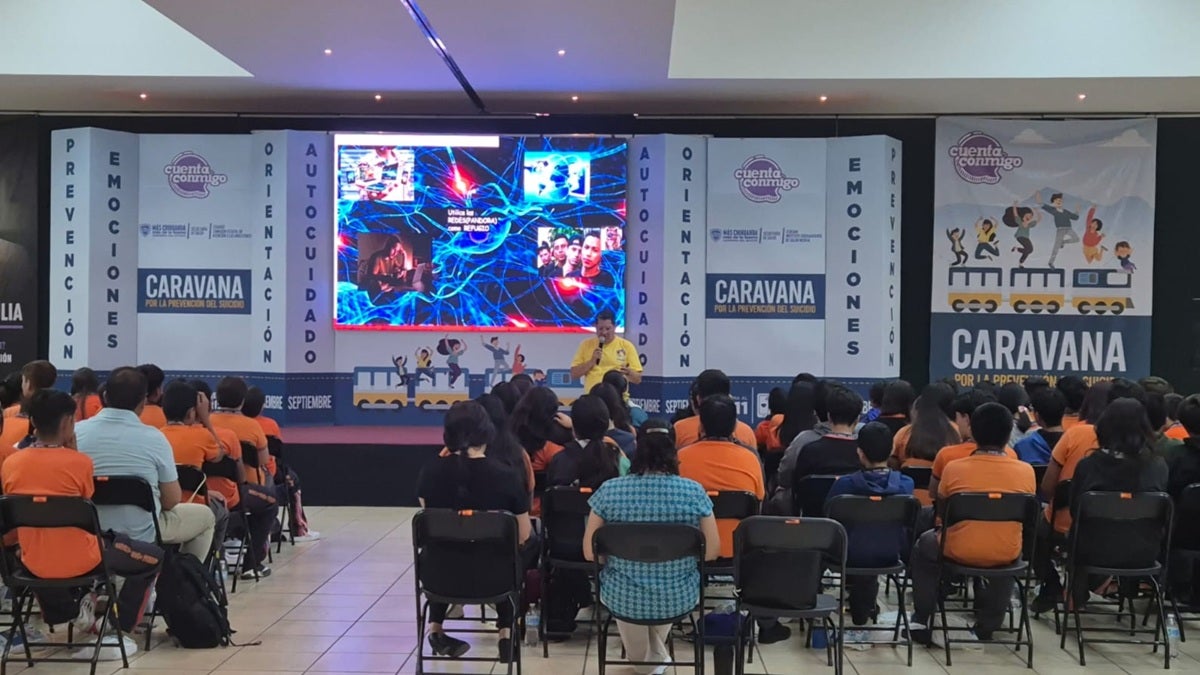 Docente antioqueño se consolida en México como uno de los expertos en drogodependencia y formación para cárceles