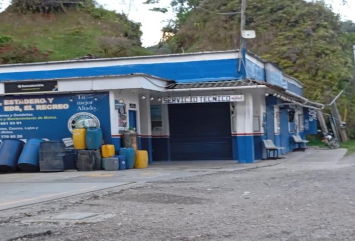 Clan del Golfo niega extorsiones en Nariño y adjudica amenazas y cierre de gasolinera a banda de alias 'Camila'