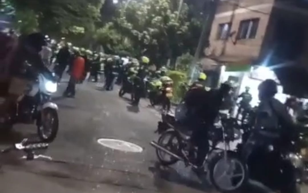 Fleteros en el bario Prado Centro: balacera con la policía