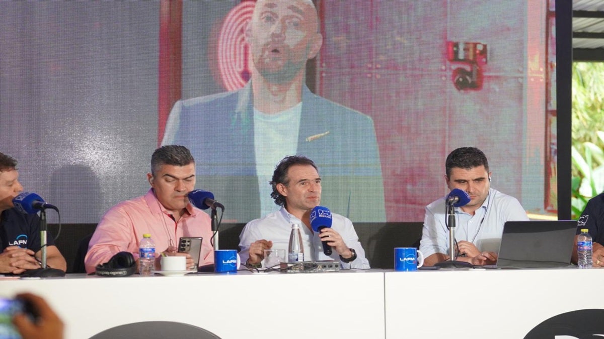 Desde el Exposhow RCN el alcalde de Medellín les pide a los equipos no incrementen el costo de las boletas luego de la renovación del estadio