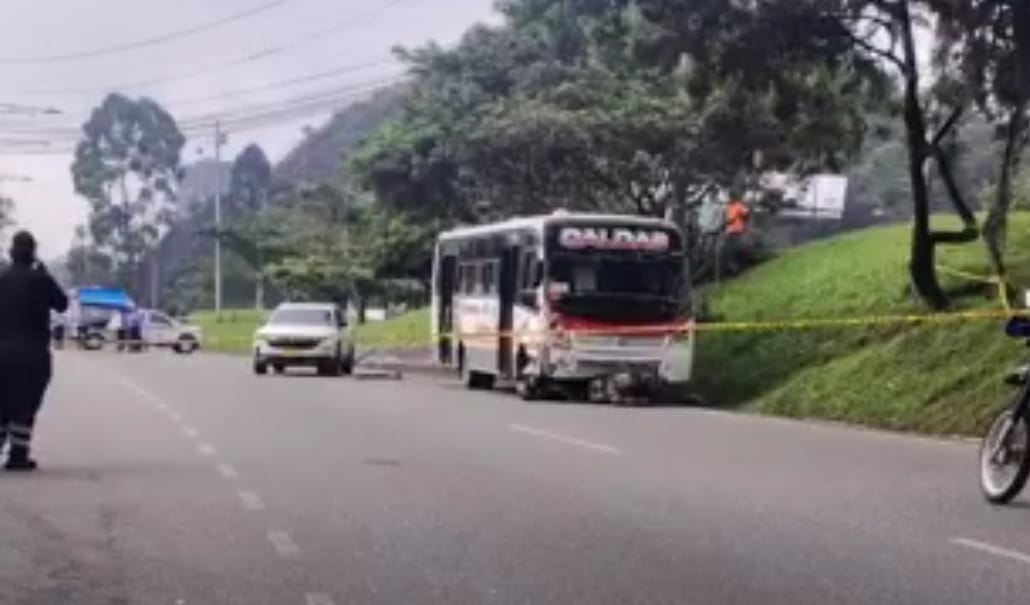 Una persona murió y otra herida dejó accidente de tránsito en el sur del Valle de Aburrá