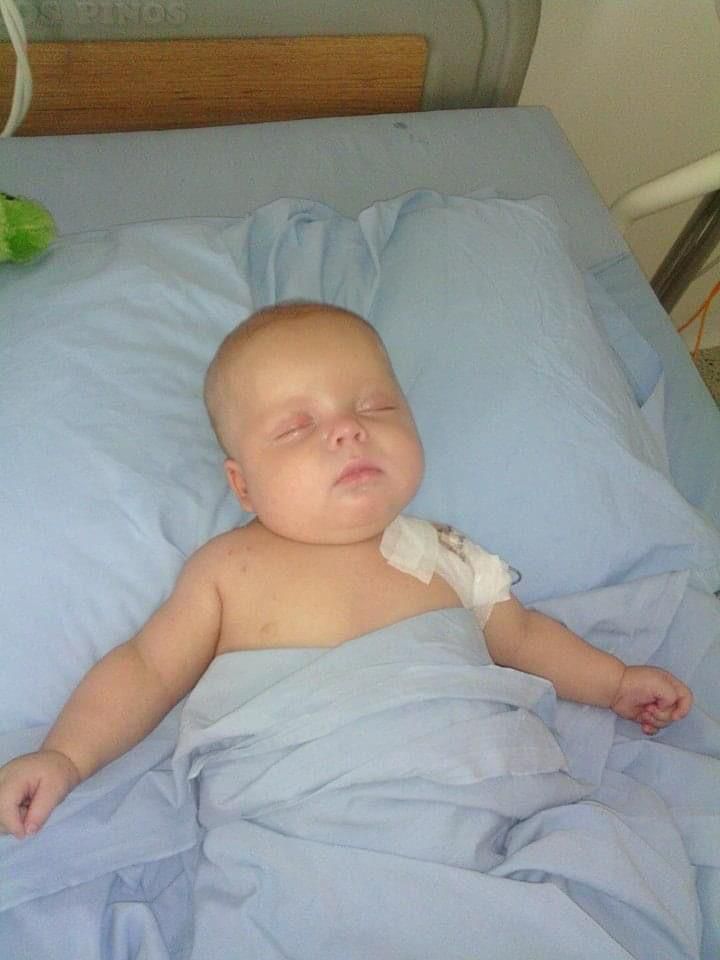 Menor en tratamiento aportada y autorizada por la Corporación.