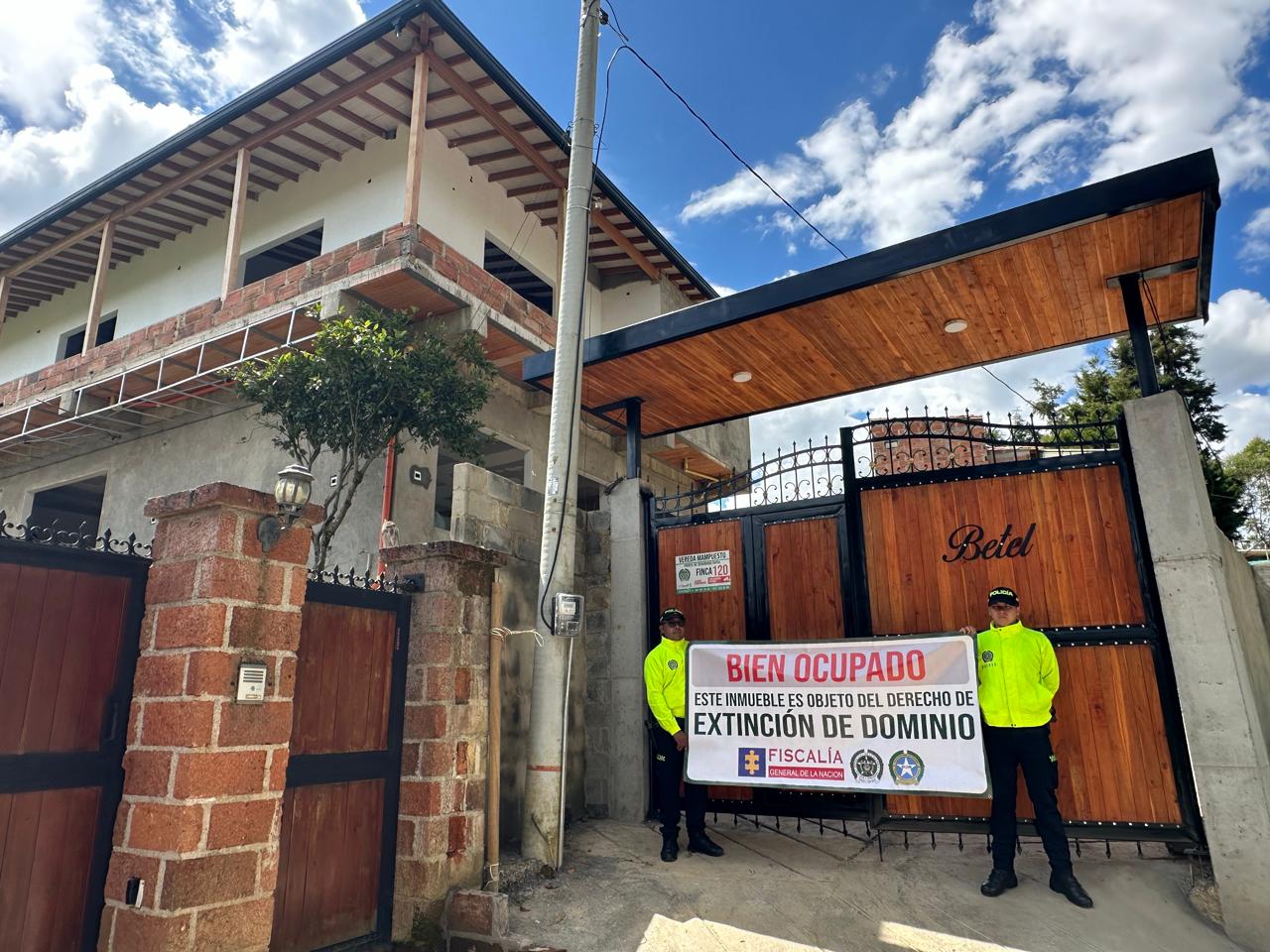 Extinción de dominio.