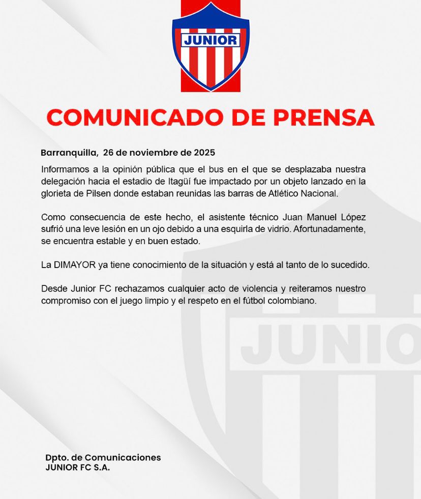Barristas de Nacional atacaron el bus de Junior en Itagüí: Asistente técnico terminó herido por esquirla de vidrio