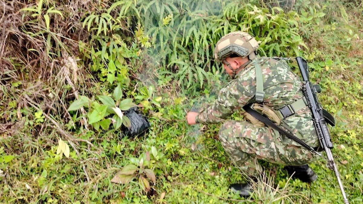 Ejército Nacional desactiva explosivo