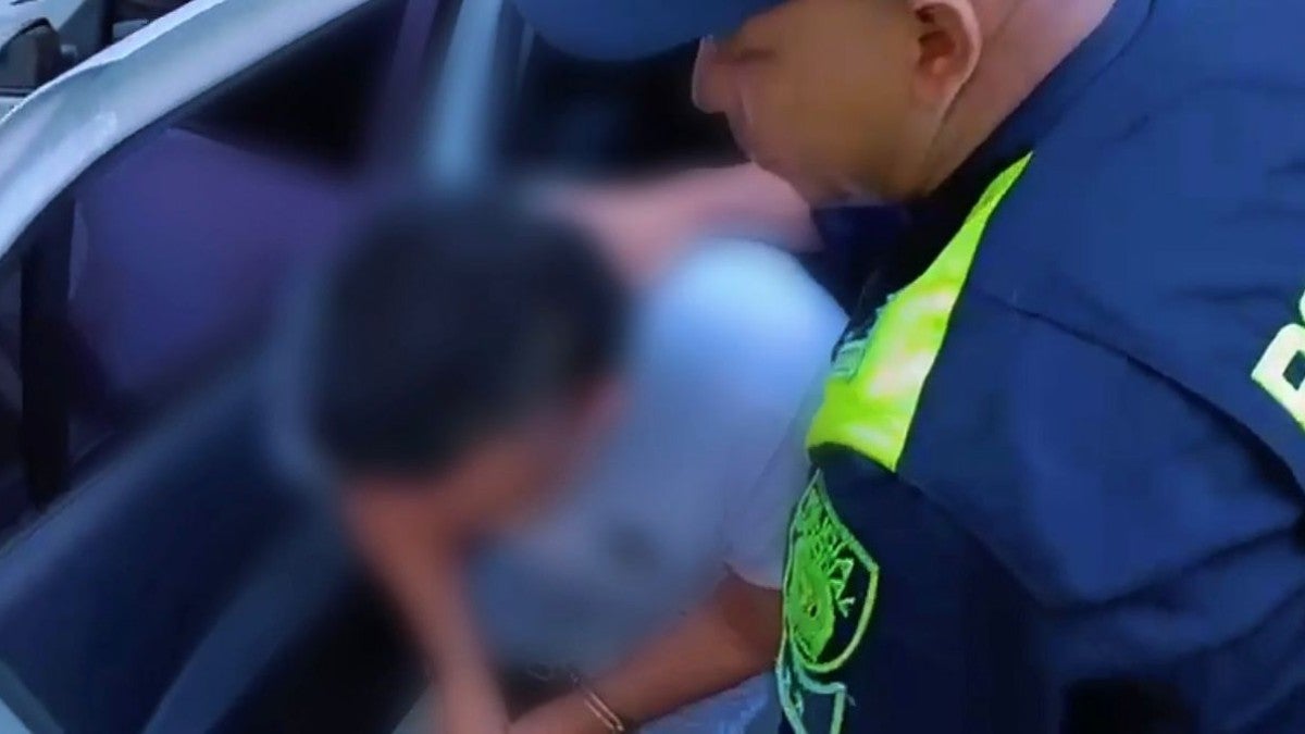 Hombres capturados por abusar sexualmente de menores en Medellín