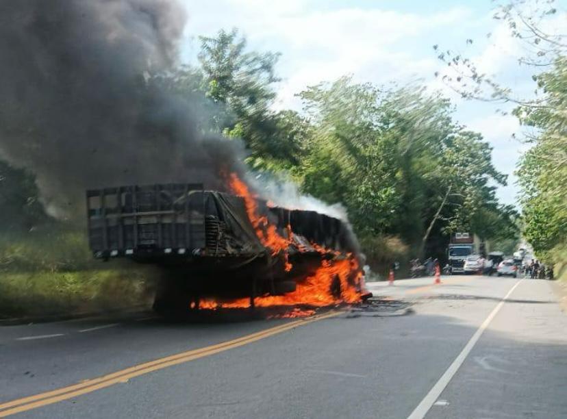 Hasta el momento, las autoridades de tránsito no han determinado las causas exactas del choque.