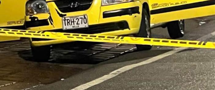 Los peritos judiciales analizan las cámaras de seguridad del sector y recolectan testimonios que permitan establecer la trayectoria del taxi