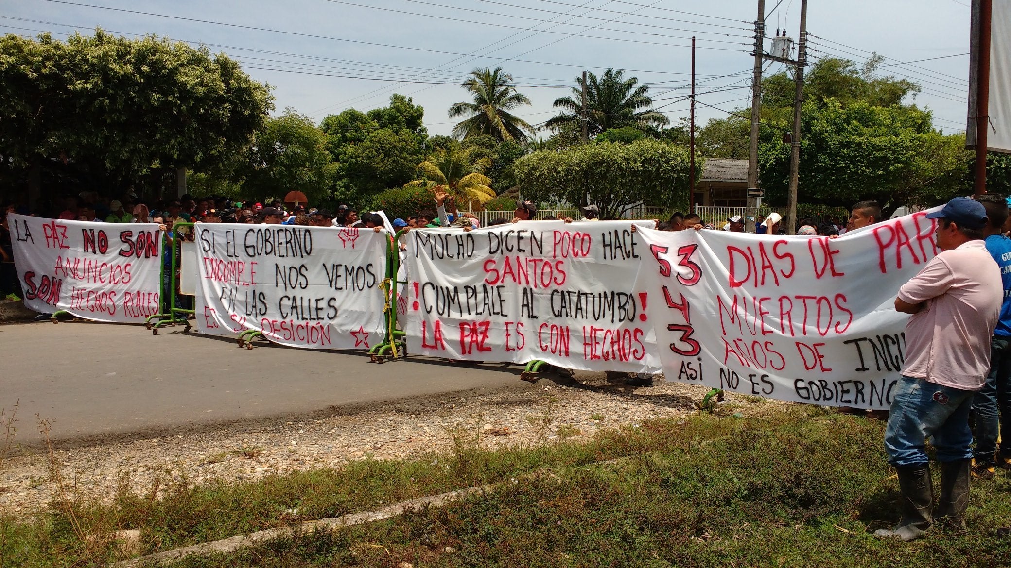 Protesta Social en el Catatumbo en la vía que comunica a Cúcuta con la Costa