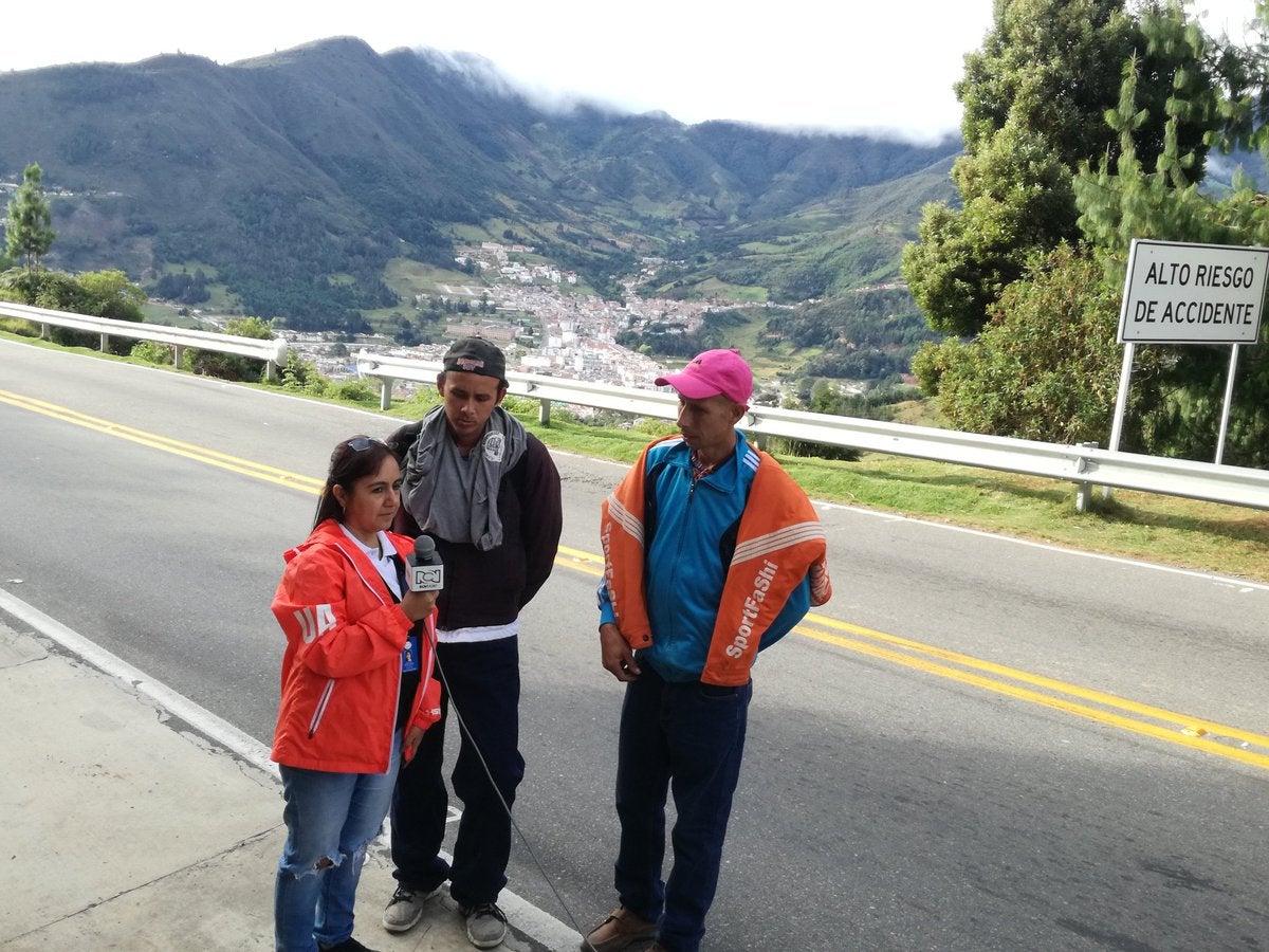 Caminantes venezolanos, salen desde Cúcuta hacia ciudades como Bucaramanga, Bogotá y Cali