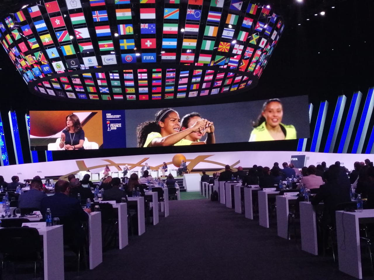 Vicepresidenta Marta Lucía Ramírez en el panel: Tácticas para dotar de recursos al futbol femenino